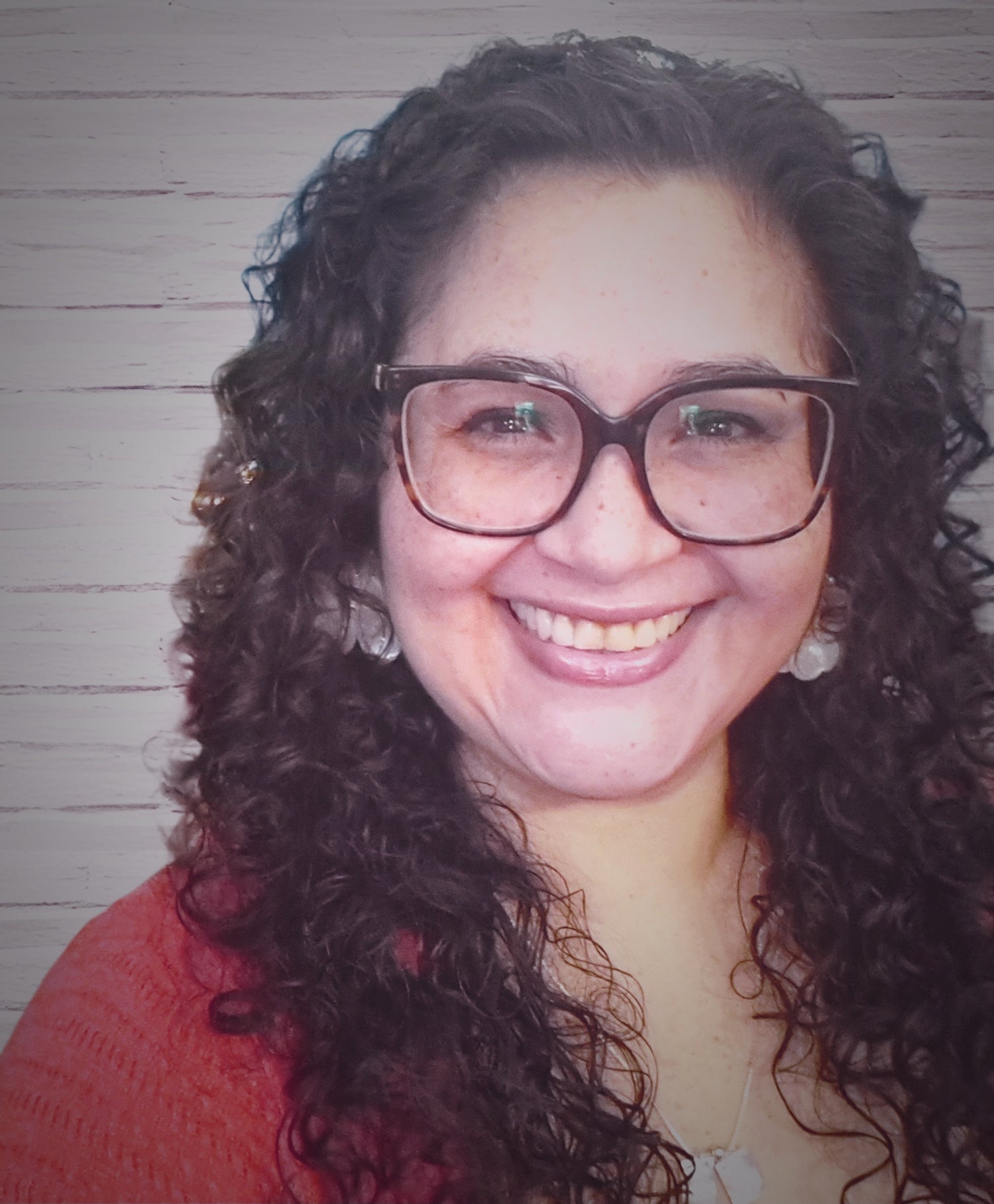 Gabriela García - Psicóloga Máster en Terapia Educativa y Máster en Negocio Digital - SanctiMind